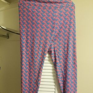 LulaRoe  TC Buttery Soft Leggings ( Sizes 12- 18)